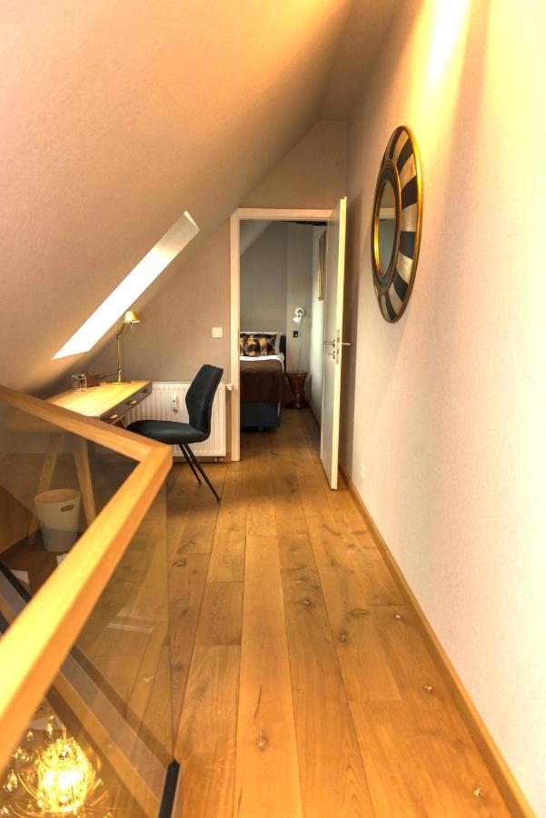Apartmenthaus Am Dom Junior Suite Mit Parkplatz Цвикау Екстериор снимка