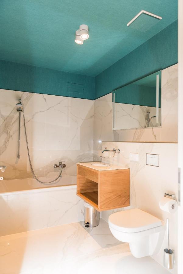 Apartmenthaus Am Dom Junior Suite Mit Parkplatz Цвикау Екстериор снимка