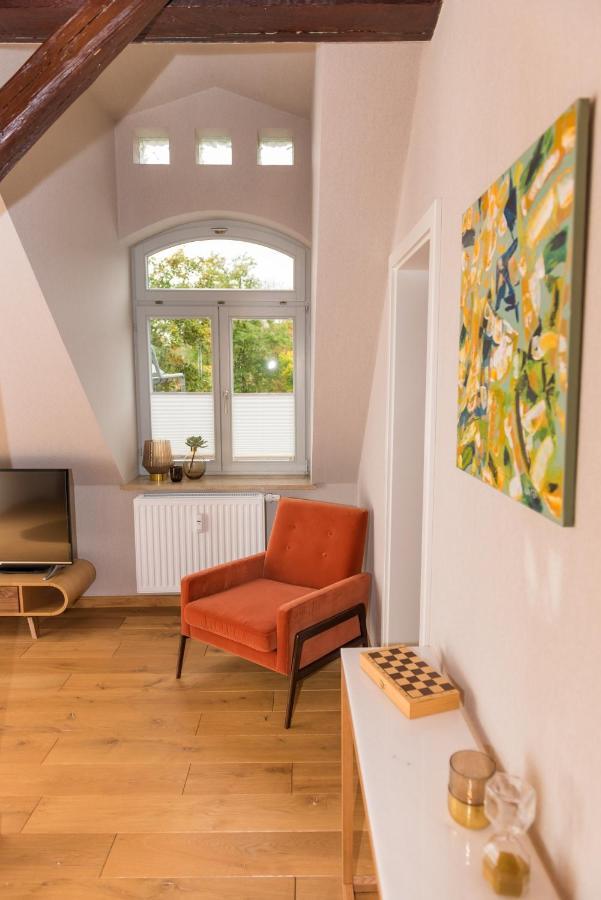 Apartmenthaus Am Dom Junior Suite Mit Parkplatz Цвикау Екстериор снимка