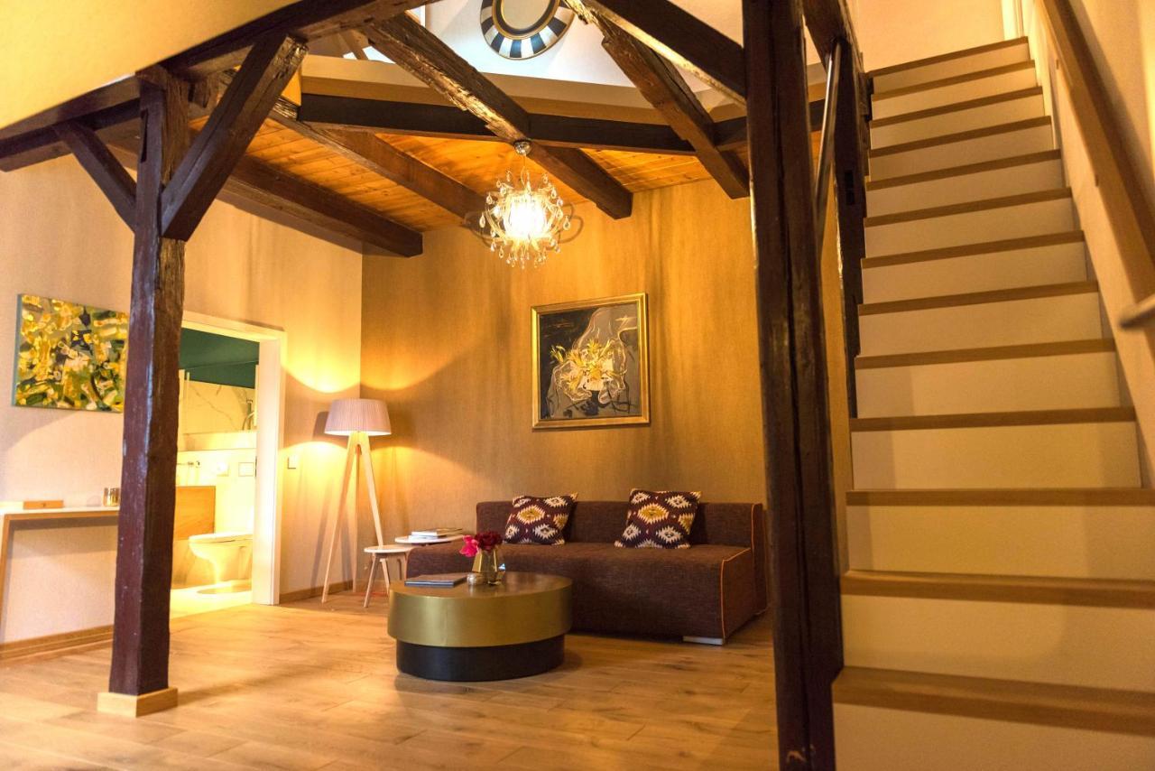 Apartmenthaus Am Dom Junior Suite Mit Parkplatz Цвикау Екстериор снимка